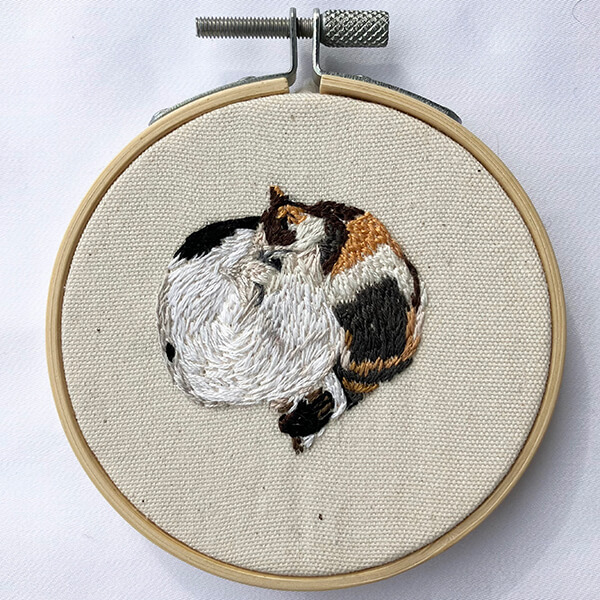 猫の刺繍